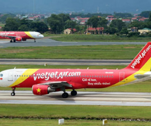 Mở hàng giá 90.000 đồng, Vietjet làm nóng sàn HOSE?
