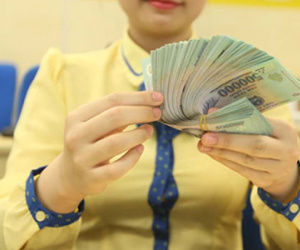 Tháo “gông” lãi suất cho vay
