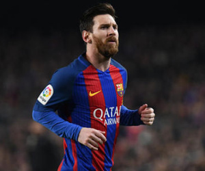 Cuộc đua Chiếc giày vàng châu Âu: Messi vươn lên dẫn đầu