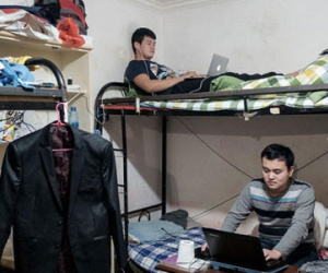 Cuộc sống của triệu người dưới lòng đất giữa thủ đô TQ