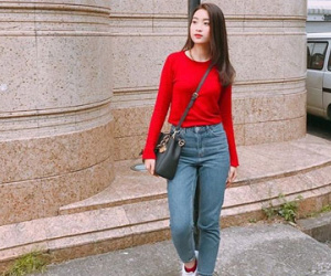 Thời trang đời thường của Hoa hậu Mỹ Linh