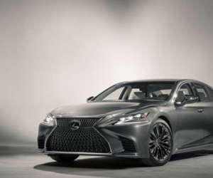 Xe sang Lexus LS500h tiết lộ trước ngày ra mắt