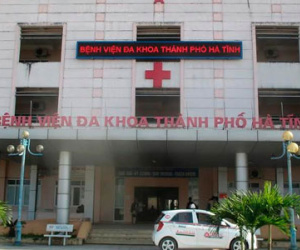 Đang chuyển dạ, hoảng hồn vì thông báo "phản ứng với HIV"