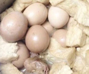 Gái vụng thời @: Kho trứng để cả vỏ