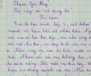 Bài văn tả mẹ nhưng lại ra bố của bé lớp 5 khiến ai cũng nghẹn ngào