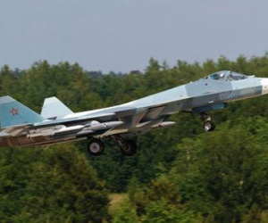 Mỹ ung dung khi tiêm kích T-50 thử vũ khí