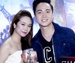 Nhật Tinh Anh tình tứ đi xem phim cùng bạn gái