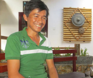 Tài xế dìu xe khách mất lái trên đèo: “Tôi không phải người hùng”