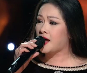 Tranh cãi việc ca sĩ Như Quỳnh hát live "Duyên phận" hụt hơi, sai lời