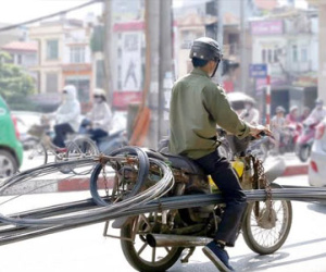 Xe máy 2 triệu đồng: Nỗi ám ảnh tung hoành trên phố