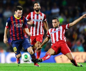 Atletico Madrid - Barca: Đại tiệc bóng đá ở Vicente Calderon