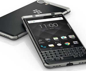 Trình làng smartphone BlackBerry KeyOne tích hợp bàn phím vật lý