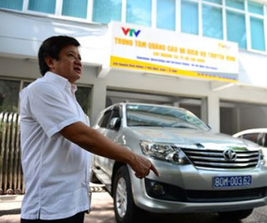 "Quận 1 đang dẹp vỉa hè như một cơn lốc"