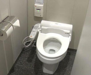 Toilet biết tố sếp nếu nhân viên ngồi quá lâu