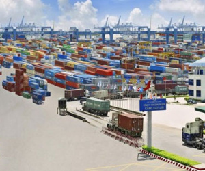 Việt Nam nhập siêu 1,2 tỷ USD trong tháng 2