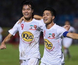 Công Phượng: Đời thay đổi khi ta thay đổi!