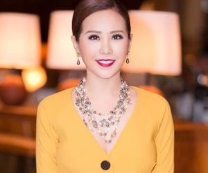 Hoa hậu Thu Hoài nộp phạt 1,6 triệu vì xe lấn chiếm vỉa hè