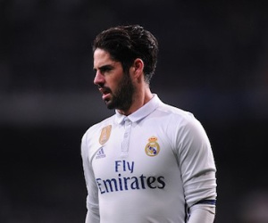Barca luôn mở rộng cửa đón Isco