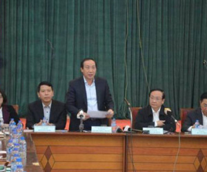 Nhà xe đề nghị Giám đốc Sở GTVT Hà Nội trả lời câu hỏi chứ không đọc báo cáo