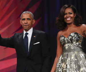 Vợ chồng ông Obama ký hợp đồng kỷ lục 60 triệu USD viết hồi ký