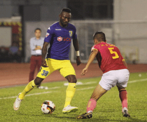 HLV Chu Đình Nghiêm thừa nhận Hà Nội FC đang bị tâm lý