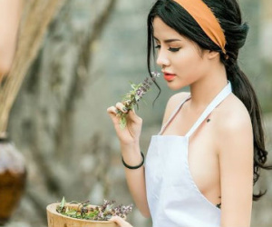 Hot girl nóng bỏng Quỳnh Ruby trong bộ ảnh "Tuyệt Tình Cốc" là ai?