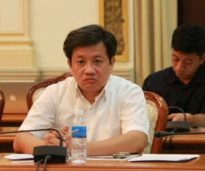 Ông Đoàn Ngọc Hải trầm tư trong phiên họp của TP.HCM về vỉa hè