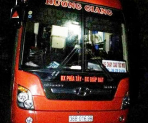 Bắt xe khách 45 chỗ "nhồi" 94 người, tài xế không bằng lái