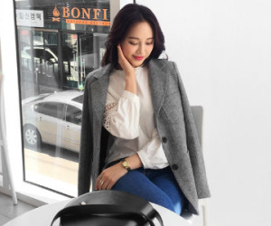 Loạt cách biến tấu váy áo đẹp "hút mắt" cho ngày cuối tuần sáng nắng tối se lạnh