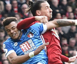 Ibrahimovic: "Tyrone Mings đã nhảy vào tay tôi"