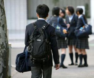 Học sinh Fukushima bị bắt nạt khi đến học ở nơi khác