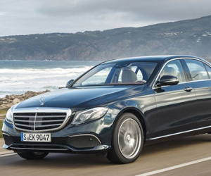Mercedes-Benz triệu hồi 1 triệu xe do nguy cơ cháy