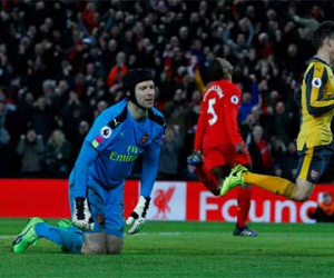 Petr Cech thừa nhận Arsenal hết cửa vô địch Ngoại hạng Anh