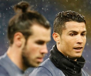 Bale thanh minh mối quan hệ với Ronaldo