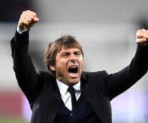 Chelsea vượt Arsenal sở hữu kỷ lục Premier League