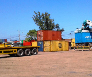 Đấu giá 21 container thuốc lá trị giá trên 42 tỷ đồng “bỏ quên” ở cảng Quy Nhơn