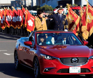 Mazda6 biến thành xe mui trần lạ mắt