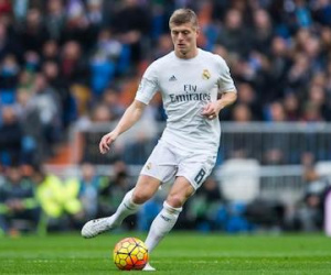 Real trắng tay, Toni Kroos sẽ "kết duyên" với MU