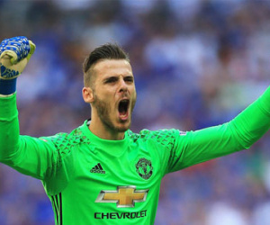 Mourinho thách thức Real vụ De Gea