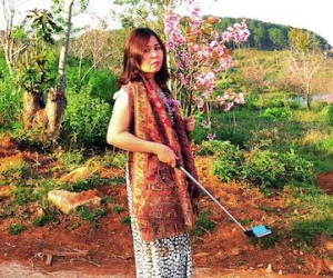 Nữ phó GĐ sở cãi bay vụ bẻ hoa, "tố" báo chí quy chụp