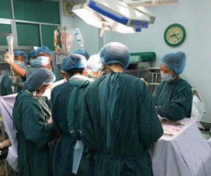 4 bệnh viện phối hợp cứu sản phụ vỡ tử cung