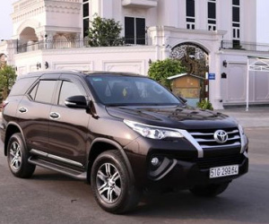 Đánh giá Toyota Fortuner 2017 giá từ 981 triệu đồng tại Việt Nam