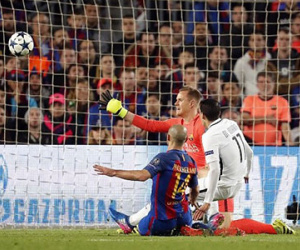 Mascherano thừa nhận hai lần phạm lỗi trong vòng cấm và thoát penalty