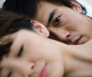 Vợ chẳng thiết tha chuyện ấy vì mải xem hoạt hình Nhật Bản