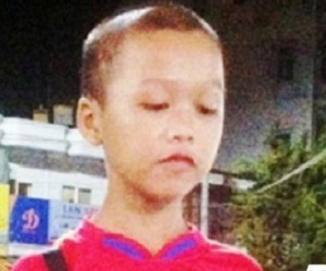 Mẹ rong ruổi khắp nơi tìm con trai 14 tuổi mất tích bí ẩn khi đi bán vé số