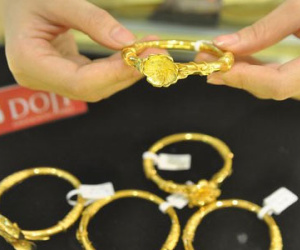 Giá vàng hôm nay 11/3: Xuống mức thấp nhất 6 tuần