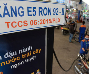 Từ 2018: thay xăng A92 bằng xăng E5
