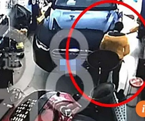 Bà mẹ Trung Quốc vào xưởng ôtô sinh con trong 30 giây rồi bỏ đi
