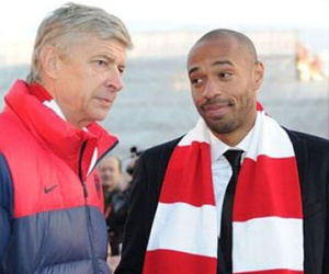 Henry kêu gọi Arsenal học Chelsea, sớm sa thải Wenger