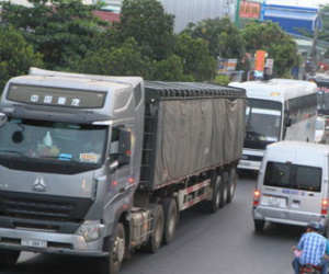 Kẹt cứng ở miền Tây, 170km đi mất 6 tiếng